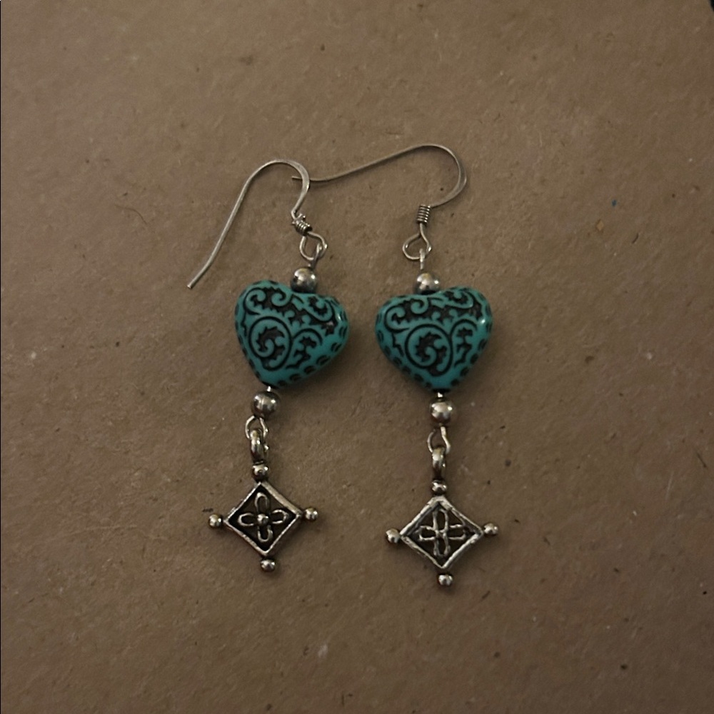 Elegant Heart and Diamond Drop Earrings